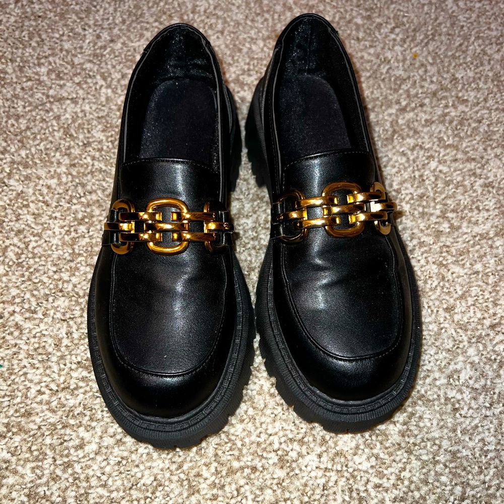 Chunky lugg loafer